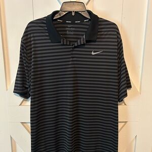 XL Nike men’s golf shirt